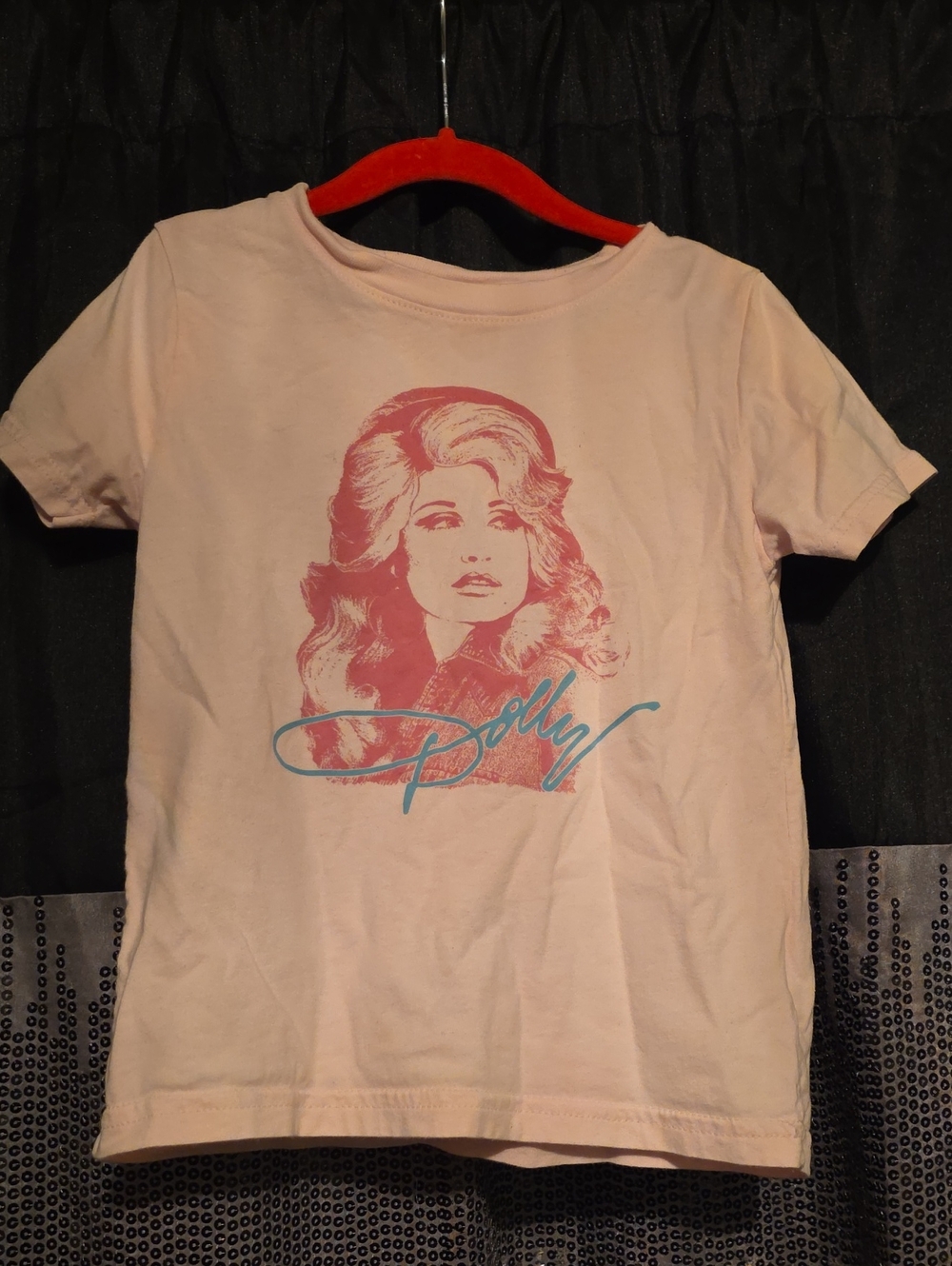 Dolly Graphic Short-Sleeve Tee - Light Pink